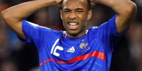 ديشان يُجهز مفاجأة سارة لهنري قبل اعتزاله