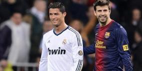 شاهد سخرية بيكيه من رونالدو !