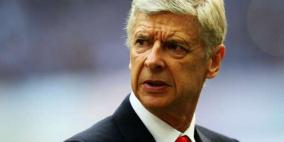 توماسوفسكي: فينجر كاذب وتشيك مشكلة لبولندا