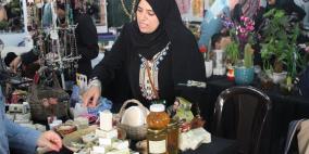بالصور: معرض "فرحة عيد" في مدينة نابلس