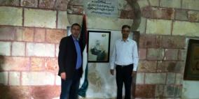 زيارة  اضرحة الشهداء عبد القادر الحسيني وفيصل الحسيني  وكاظم الحسيني