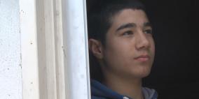 الطفل مصطفى.. سجن وتعذيب واقامة جبرية في منزل جدته