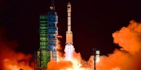 الصين تطلق مركبة فضائية وعلى متنها رائدا فضاء‭