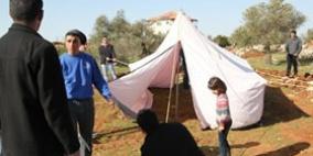 فعاليات وقوى مقدسية تتضامن مع خيمة صمود الزيتون بالقدس