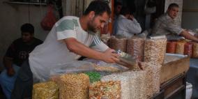 بالصور : أجواء رمضان في غزة الفقر ينتزع الفرح