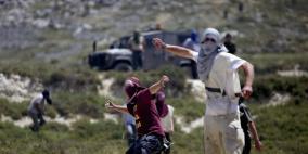 مستوطنون يحاصرون منزلا جنوب بيت لحم