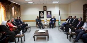 محافظ طولكرم عصام أبو بكر يستقبل وزير التربية والتعليم العالي