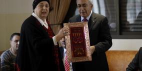 الدكتور سلام فياض يشارك جامعة بيرزيت في نشاطها التطوعي في جمعية الإتحاد النسائي العربي وفي جمعية انعاش الاسرة