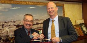 ممثل النرويج لدى فلسطين يزور جامعة النجاح الوطنية ويبحث فيها آفاق التعاون المشترك