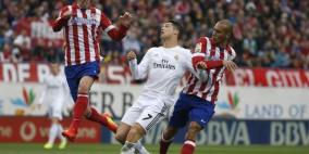 أتلتيكو مدريد يقف ممراً شرفياً للريال قبل السوبر