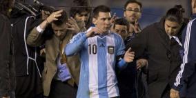 "مشجع"أرجنتيني "يسرق" قميص ليونيل ميسي