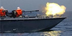 بحرية الاحتلال تصيب عدداً من الصيادين قبالة شاطئ رفح