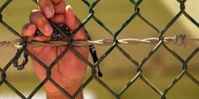 أسير مريض بالكلى يعلن إضرابه عن الطعام