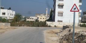 بلدية طولكرم تباشر بتنفيذ مشروع تخطيط الشوارع وتركيب الشواخص المرورية