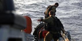 بحرية الاحتلال تعتقل ثلاثة صيادين في بحر غزة