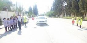 الشرطة تنفذ دوره للشرطه المدرسيه في مدرسة بنات شويكه في طولكرم