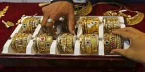 الذهب يهبط لأدنى مستوى في 5 سنوات