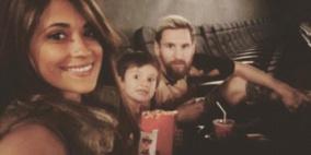 الأرجنتين تتعادل.. وميسي في السينما