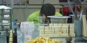 بالصور.. كيف يعامل الذهب في القانون الفلسطيني، وهل يدخل بطرق شرعية أم "تهريب"