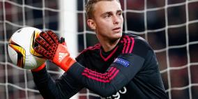 برشلونة يضم الحارس الهولندي سيليسن