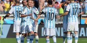 الأرجنتين وفرنسا تسعيان لحسم التأهل لدور16 بالمونديال