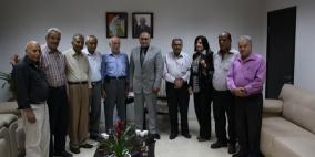 محافظ نابلس يستقبل الهيئة التأسيسة لجمعية المتقاعدين المدنيين الحكوميين