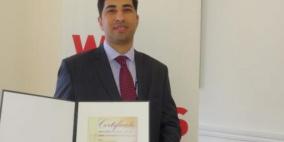 باحث فلسطيني  يحصل على جائزة عالمية بمجال تحلية المياه