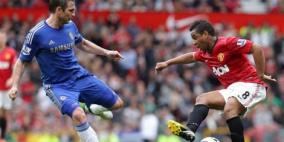 تشلسي يضمن دوري الأبطال نسبياً بالفوز على مان يونايتد