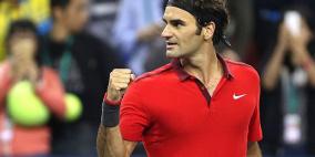 فيدرر يوقف أحلام جوكوفيتش ويضرب موعداً مع سيمون في نهائي شنغهاي