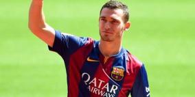 فيرمايلين يخضع لجراحة تُعيده لبرشلونة