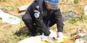 الشرطة تتلف أجساما مشبوهة من مخلفات الاحتلال في بلدة قبلان