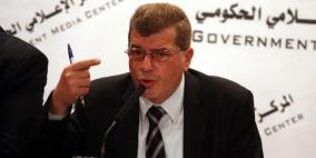 قراقع: أوضاع الأسرى المضربين خطيرة ومعرضون للموت المفاجئ