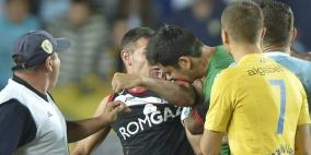 "عضة سواريز" تتكرر في رومانيا.. والضحية لاعب عربي