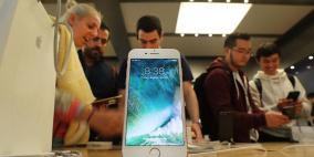 آيفون 8 يقود "ثورة الشاشات" القابلة للطي