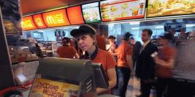 "ماكدونالدز" تعلق عملها في القرم وجيرينوفسكي يقترح إغلاقها في عموم روسيا