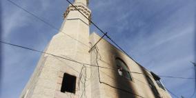 مستوطنون يحرقون مسجداً في قرية ‏المغير‬ شرق رام الله