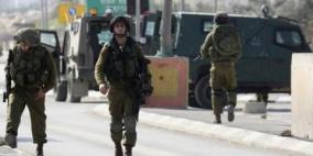 شرطة الاحتلال تنصب حواجز على طريق رام الله أبو ديس