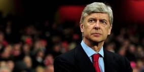 جاري نيفيل: أرسين فينجر إما شخص متكبر أو متغطرس