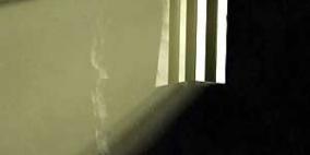 نقل الاسير نور جابر للمستشفى اثر تدهر حالته الصحية واصابته بالاغماء