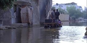 بالصور: غزة تغرق في نصف ساعة من المطر