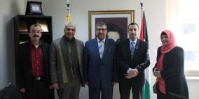 بلدية البيرة تزور السفارة الفنزويلية