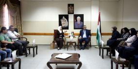 محافظ طولكرم  يلتقي وفداً من المركز الثقافي لتنمية الطفل