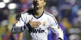 مورينيو: كريستيانو فقد جزء من النظر مؤقتا بين شوطي مباراة ليفانتي