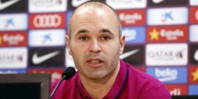 إنريكي وإنيستا يطالبان الجماهير بالدعم قبل موسم مليء بالتحديات