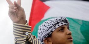 القدس: أبناء الشبيبة الفتحاوية يزرعون الأراضي بذكرى يوم الأرض