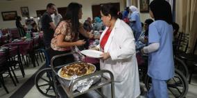 افطار جماعي للمسنات في دار الأتحاد النسائي العربي برام الله