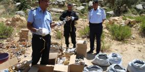 هندسة المتفجرات في الشرطة الفلسطينية تتلف كمية من الألعاب النارية