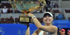 الحسناء الروسية تخطف وصافة التصنيف العالمي