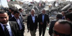 رئيس وزراء ماليزيا يتفقد الدمار بغزة