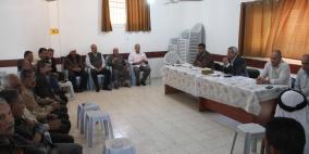 قلقيلية: المحافظ يدعو المواطنين في بلدة عزون عتمة للتسجيل في أضرار الجدار